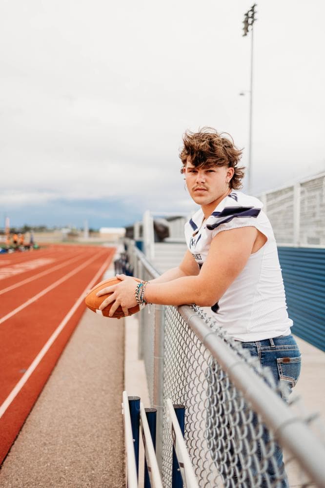 Senior portraits outdoor natural light Greeley Colorado