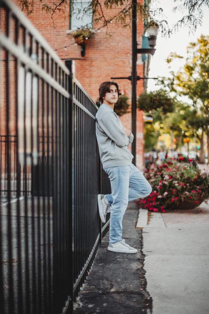 Senior portraits outdoor natural light Greeley Colorado
